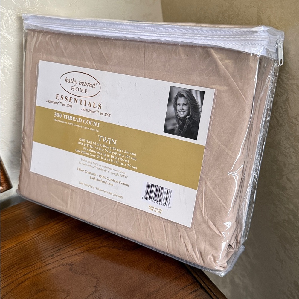 Kathy Ireland Home Essentials Twin Sheet Set in tan/beige. 300 Thread count. - Picture 11 of 14